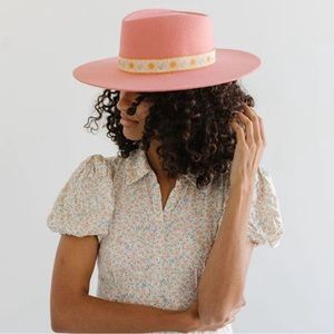 NWT GIGI PIP Dakota Dae Triangle Crown Fedora - Pink XL 61